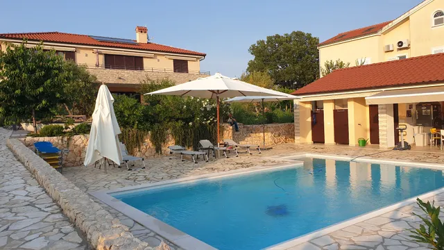 Villa Sloboda Apartments