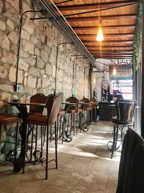 Anticitera Café, Librería y Focaccias