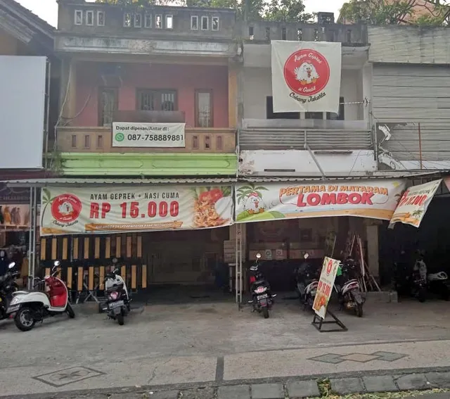 Ayam Geprek Si Gendut Lombok - Mataram