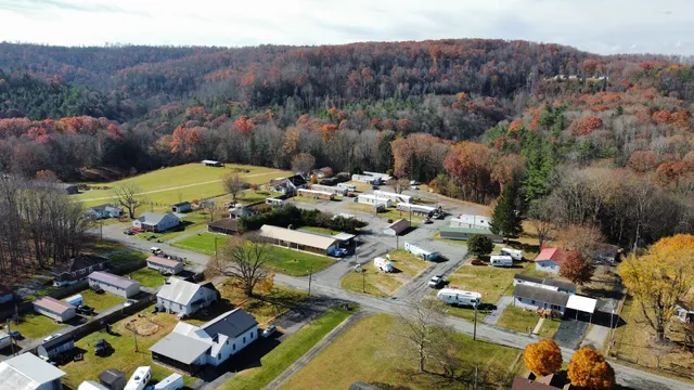 Hilltop Rv and Mobile Home Park