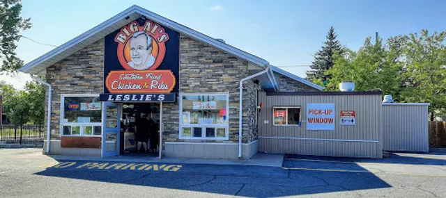 Leslie's Charbroil and Grill Restaurant Sudbury - Classic Catering