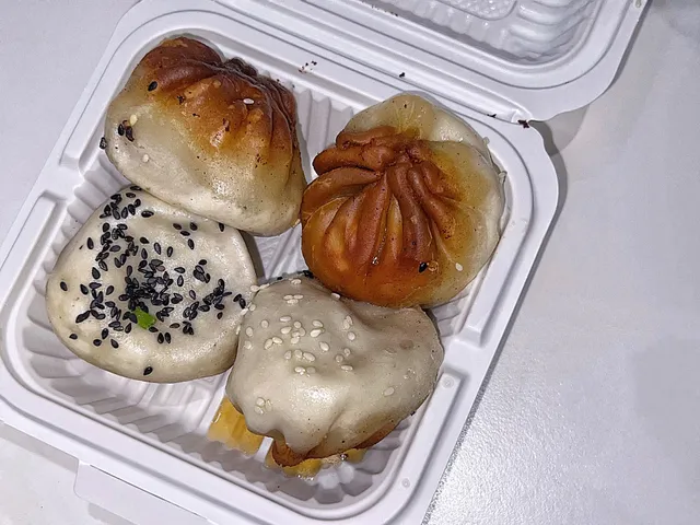 Yang's Fried-Dumpling