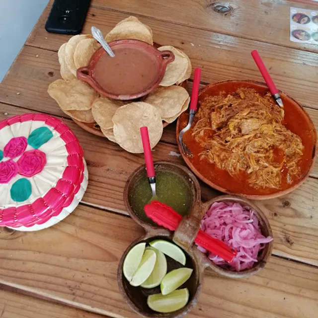 La cochinita con Mare Suc. Tuxpan