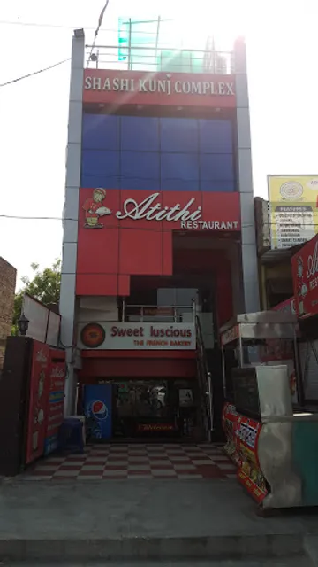 Sweet Luscious Bakery