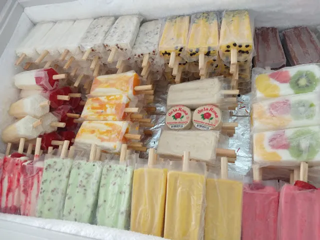 LA MICHOACANA ES CORREGIDORA