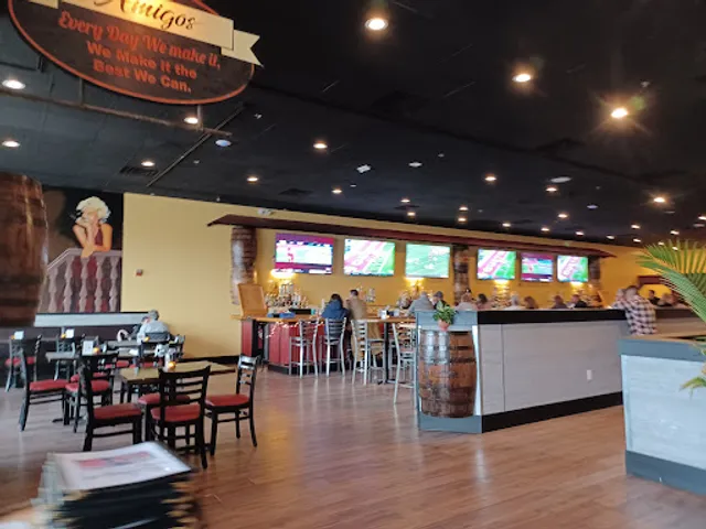 3 Amigos Bar and Grill