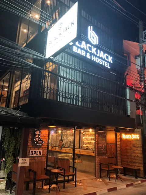 BlackJack BAR & Hostel