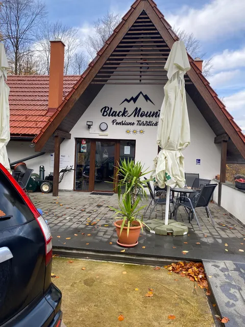 Pensiunea Black Mountain
