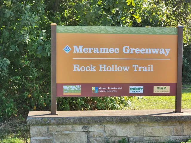 Meramec Greenway Trailhead: Rock Hollow Trail