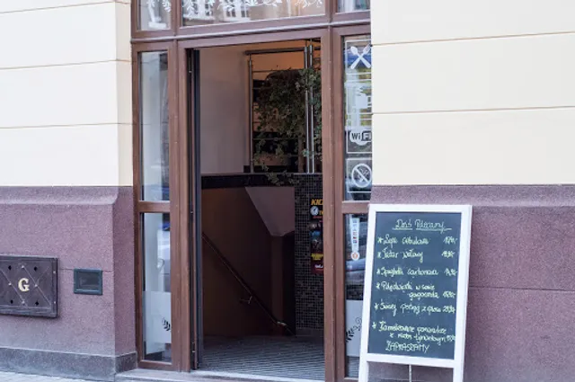 Restauracja Pizzeria Kawiarnia Deliszys