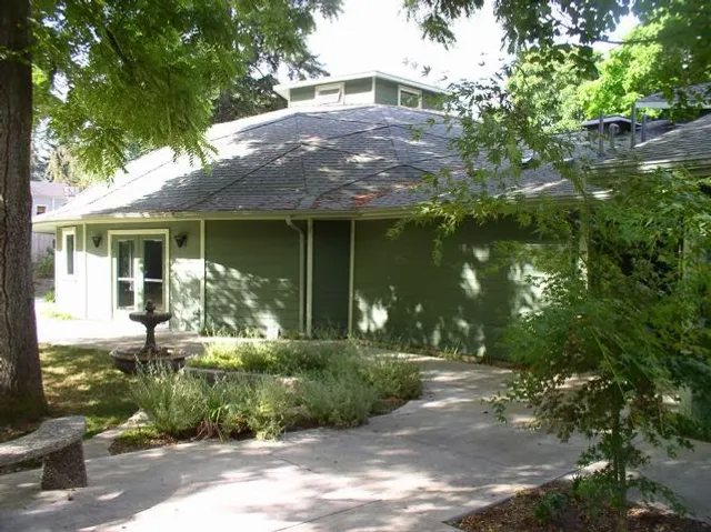 Shoreline Unitarian Universalist Church