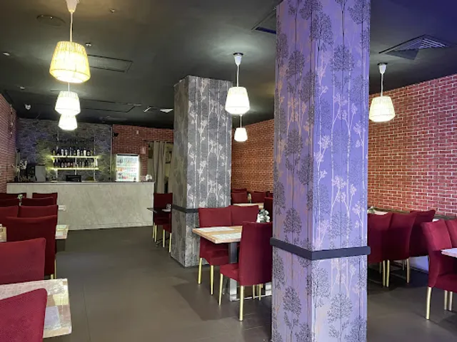 Priyas surfers Indian Restaurant