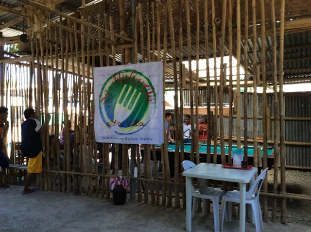 Sa Makaron Eya Kita Resto & Sports Bar