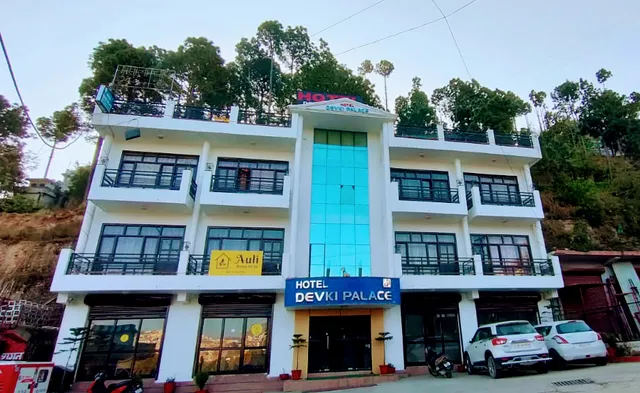 Hotel Devki Palace