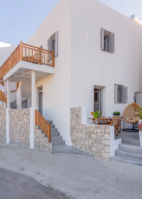 Esperanza Apartments