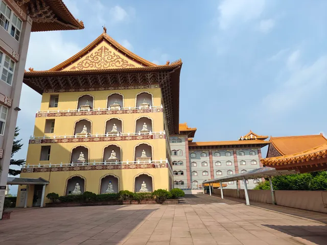 Fo Guang Shan Monastery Reception