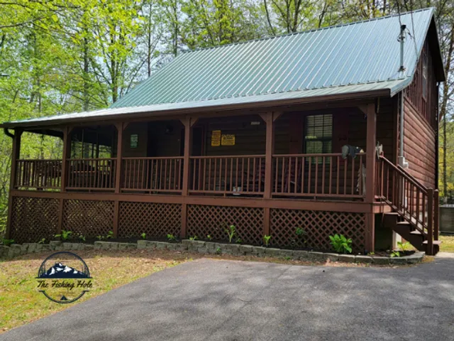 The Fishing Hole Cabin