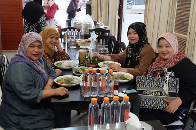 กะมา ข้าวยำราชา - KAMA khao yam racha