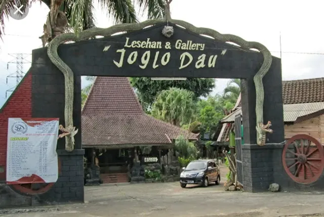 Rumah Makan Joglo Dau