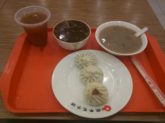 Qing-Feng Steamed Dumpling Shop