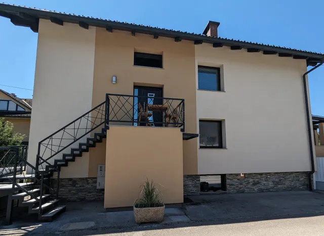 Domen's cozy rentals