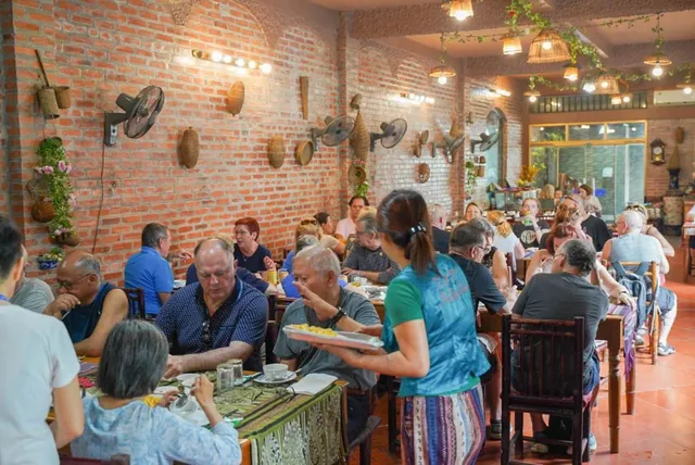 Camellia Eco Home & Trà My Restaurant