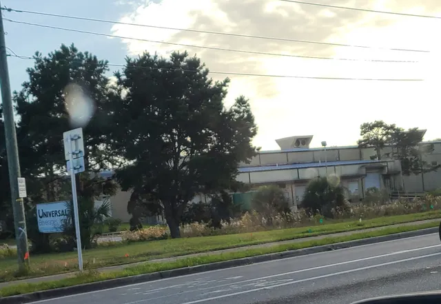 Universal Beverages Inc