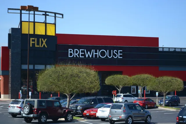 Flix Brewhouse Round Rock