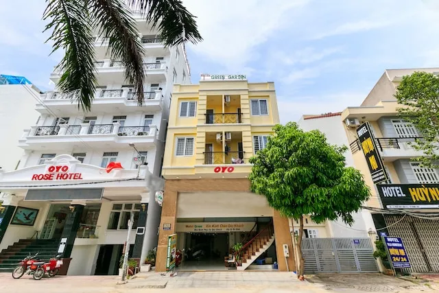 OYO 482 Green Garden Hotel