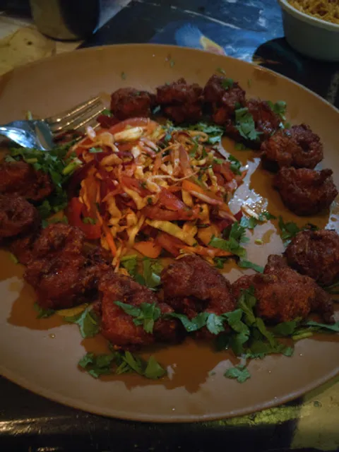 Lazree Restaurant & Bar