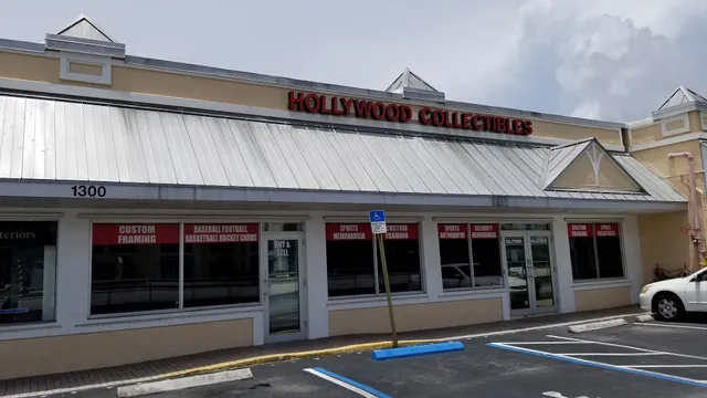 Hollywood Collectibles