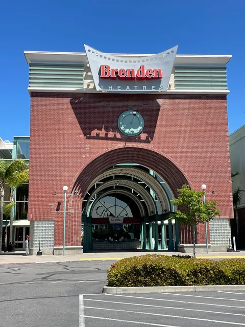 Brenden Theatres Vacaville 16