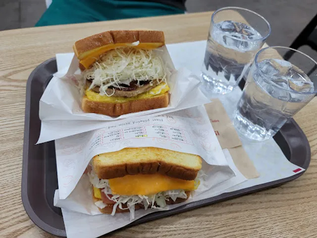 이삭토스트 전주반월점