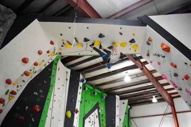 Kendall Cliffs Climbing Gym