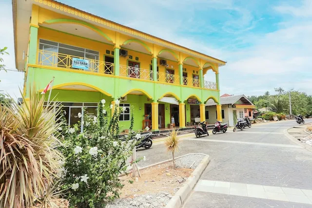 OYO 91839 Penginapan Sulthan Penyengat Syariah