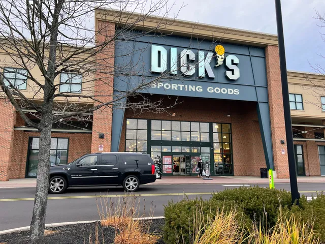 DICK'S Sporting Goods