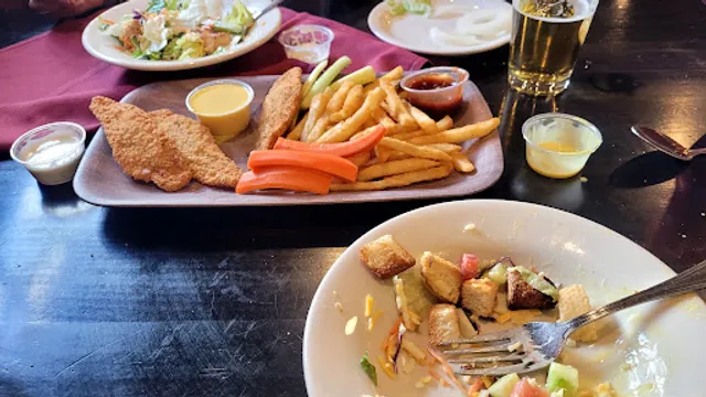 Edge of Town Bar & Grille