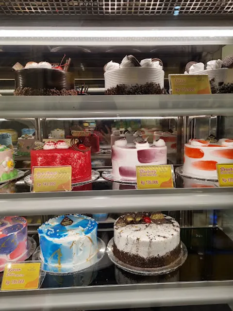 Nairayya Cake & Bakery