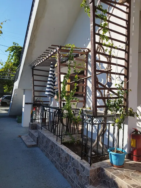 Petralonia Apartments