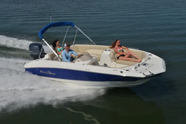 Aquatic Adventures Boat Rental