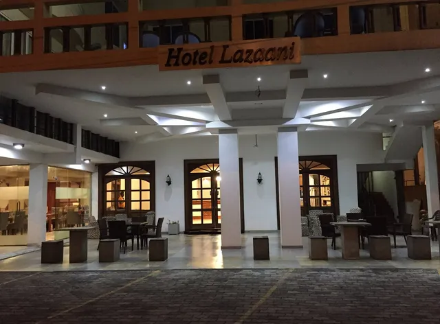Lazaani Hotel Colombo