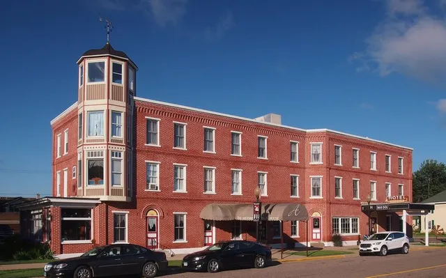 The Historic Anderson House Hotel