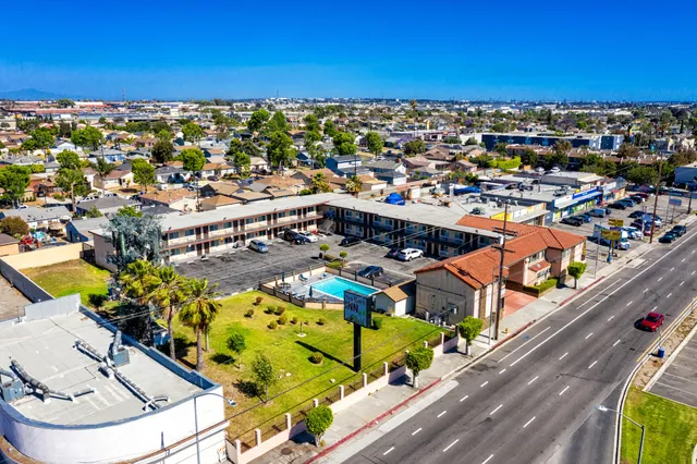 Sea Rock Inn - Los Angeles