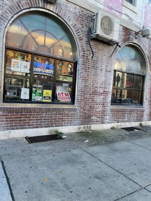 17 Snyder Chinese Food and Cold Beer