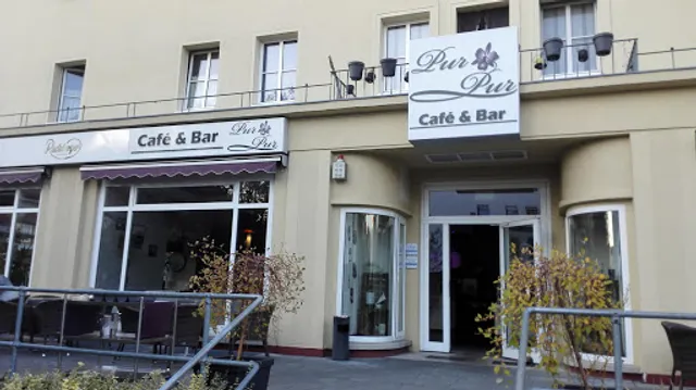 PURPUR Café & Bar