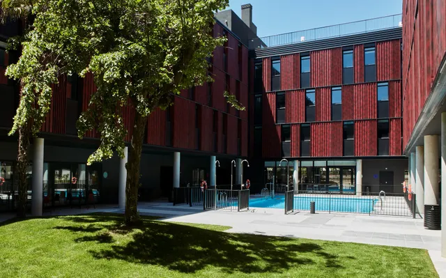 Residencia Universitaria Resa Paseo de la Habana