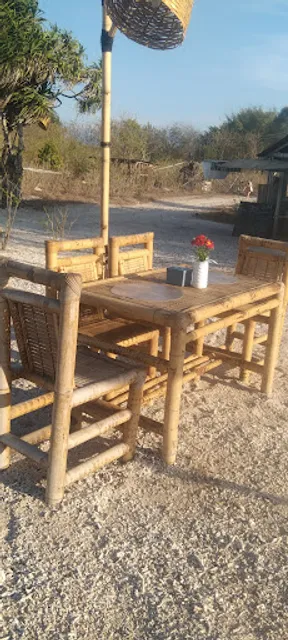 Bintang Beach Cafe Gili Meno