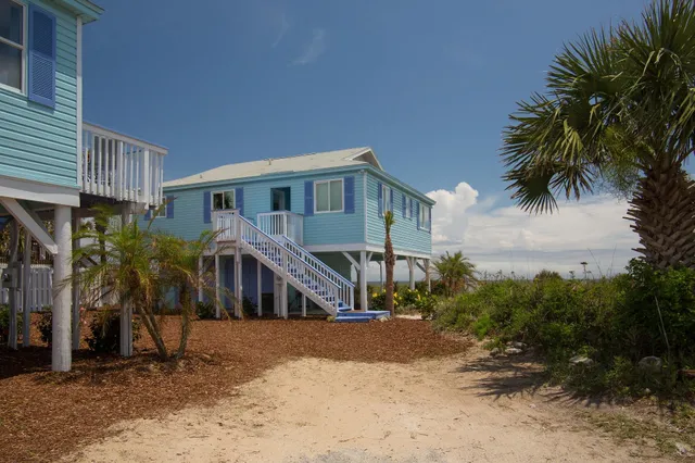 Beachcomber Cottages on Vilano