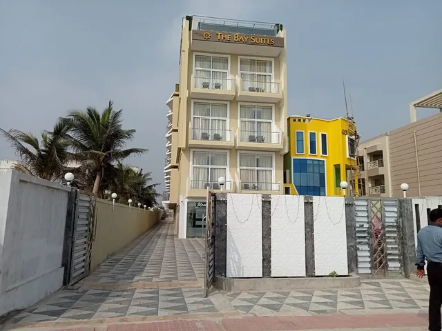 OYO Near Marine Drive Road