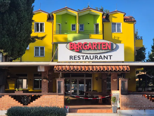 Biergarten - Restaurant i Hotel